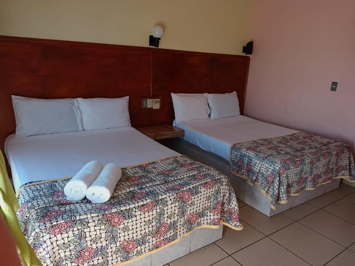 Hotel Casa Juanita Puerto Escondido  Buitenkant foto
