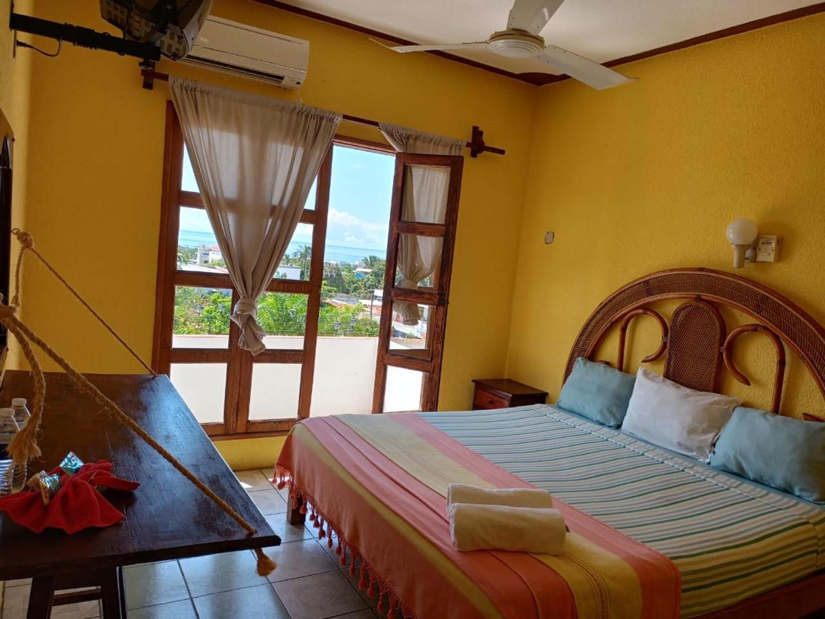 Hotel Casa Juanita Puerto Escondido  Buitenkant foto
