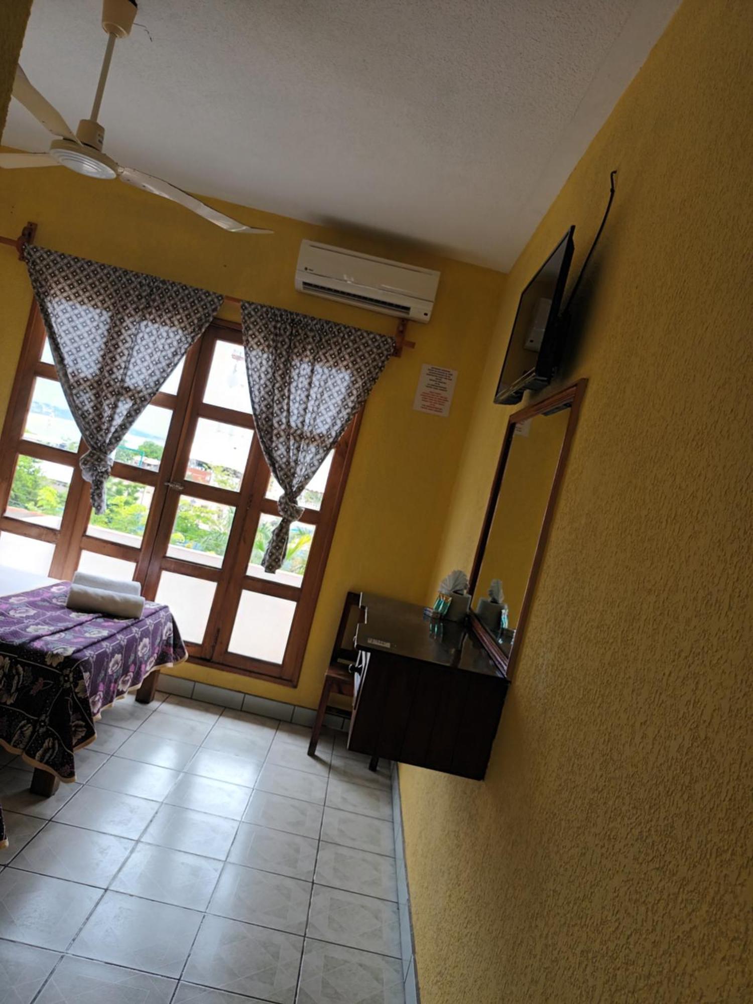 Hotel Casa Juanita Puerto Escondido  Buitenkant foto